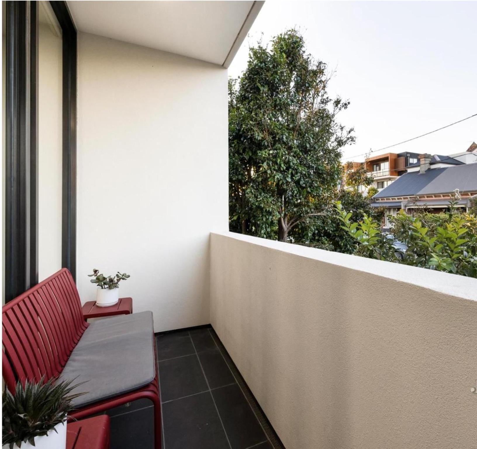 Your Home Away From Home! Melbourne Exterior photo